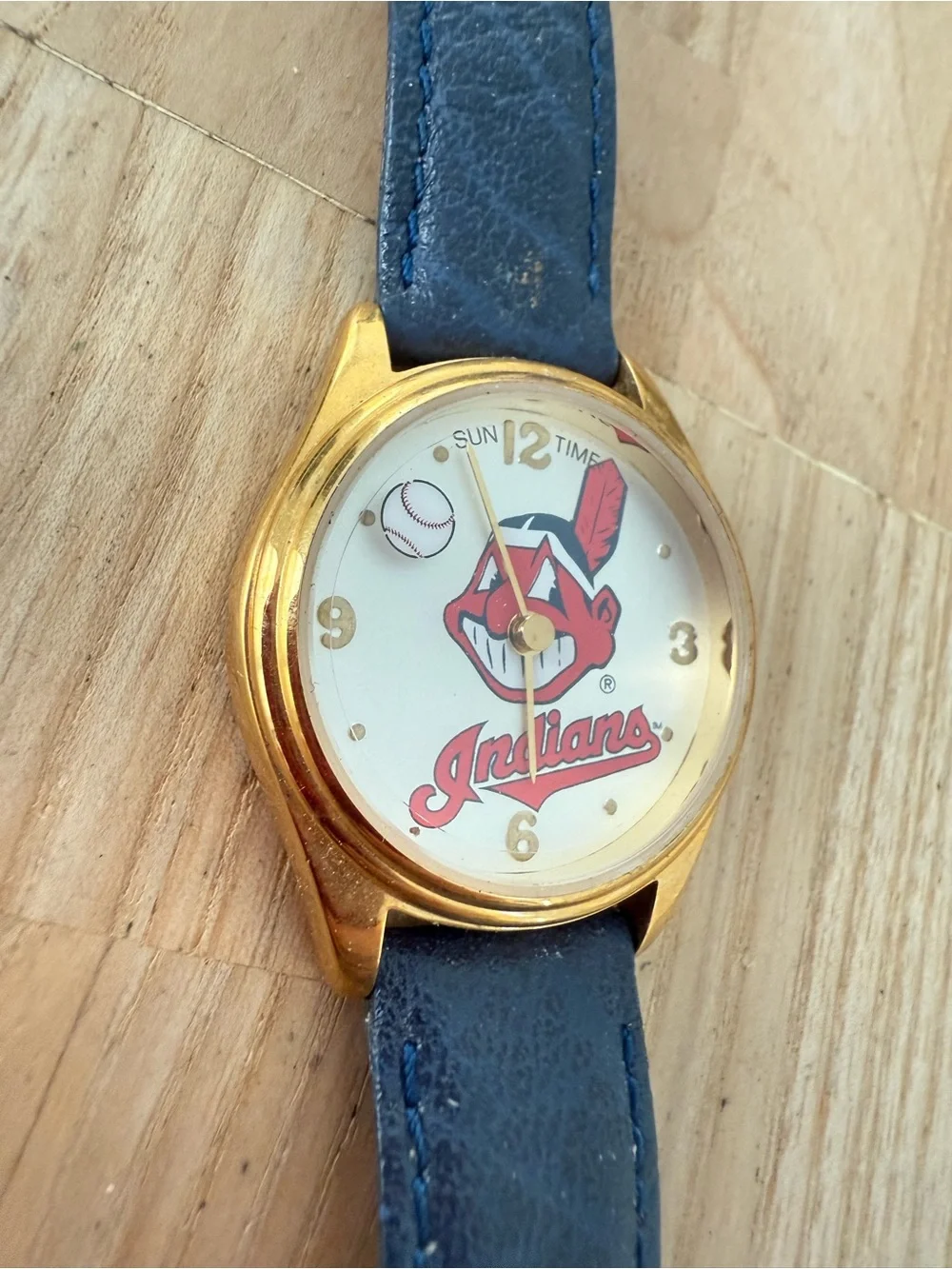 Vintage 90s MLB Cleveland sun time watch NEW BATTERY